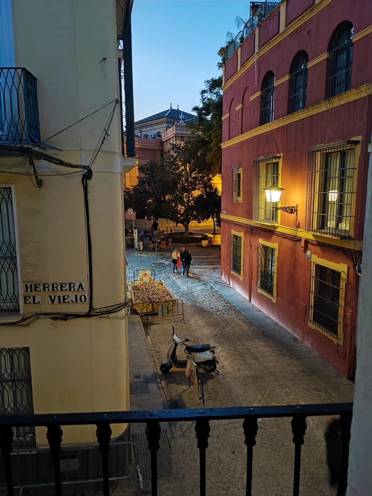 Independent Beautiful House Seville City Center With Private Parking Exterior foto